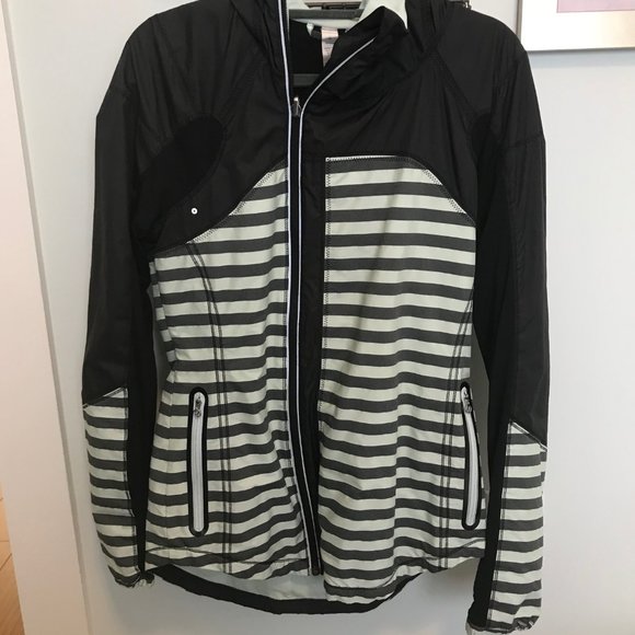Lululemon Run Get Up and Glow Jacket sz 6 - Picture 2 of 7